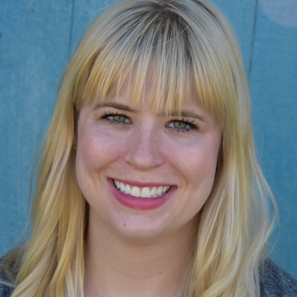 Meet your Posher, Cassie - Picture 1 of 1